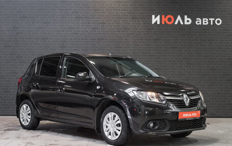 Renault Sandero II рестайлинг, 2015 год, 895 000 рублей, 3 фотография