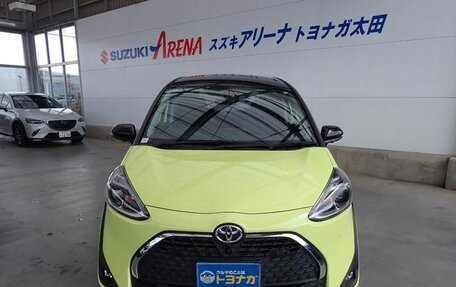 Toyota Sienta II, 2021 год, 1 243 000 рублей, 3 фотография