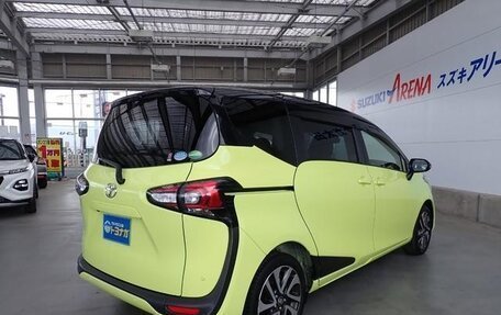 Toyota Sienta II, 2021 год, 1 243 000 рублей, 5 фотография