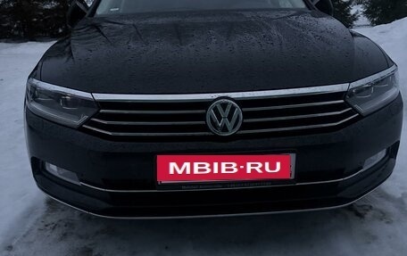 Volkswagen Passat B8 рестайлинг, 2019 год, 2 600 000 рублей, 39 фотография