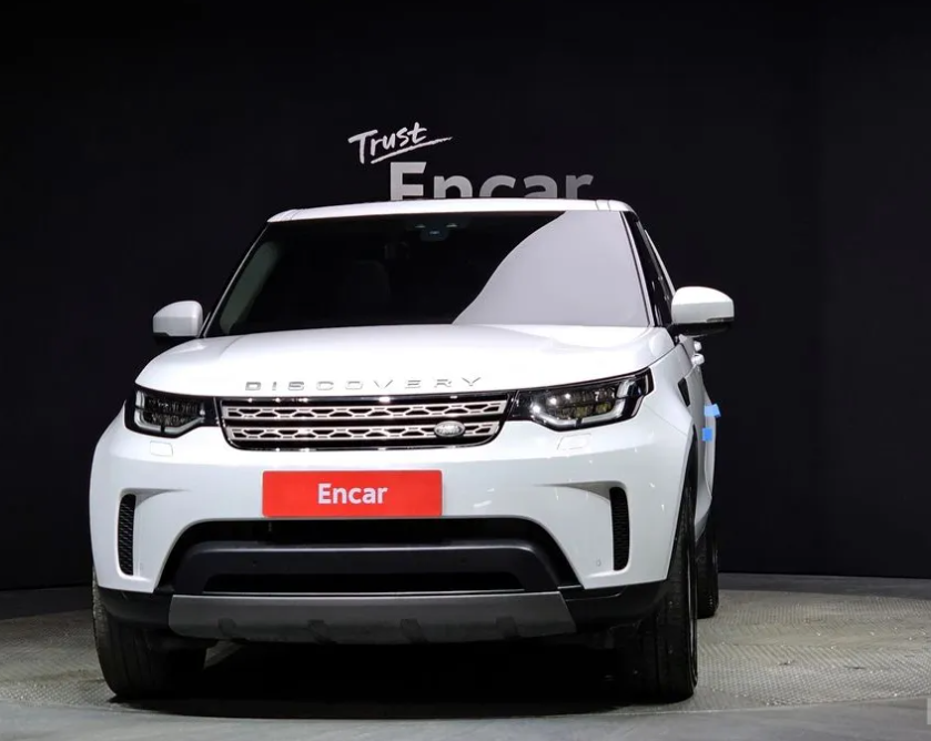 Land Rover Discovery V, 2020 год, 3 800 000 рублей, 3 фотография