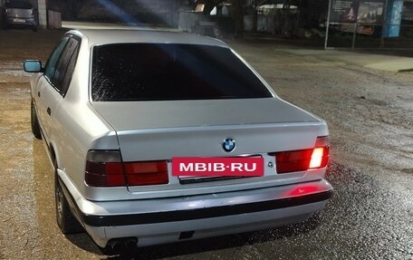 BMW 5 серия, 1994 год, 650 000 рублей, 7 фотография