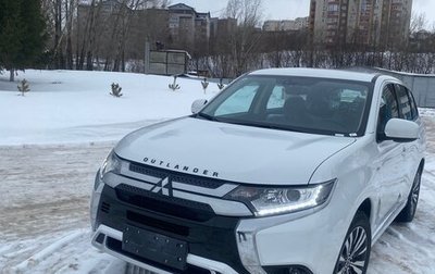 Mitsubishi Outlander III рестайлинг 3, 2022 год, 2 770 000 рублей, 1 фотография