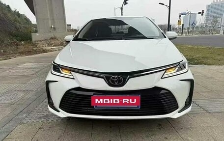 Toyota Corolla, 2022 год, 1 700 000 рублей, 2 фотография