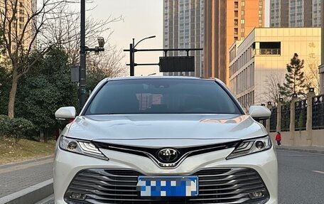 Toyota Camry, 2021 год, 2 700 011 рублей, 2 фотография