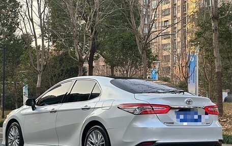 Toyota Camry, 2021 год, 2 700 011 рублей, 4 фотография