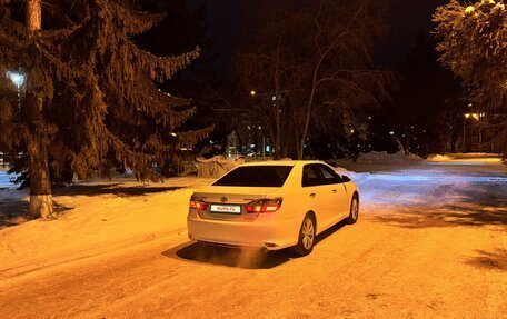 Toyota Camry, 2016 год, 2 650 000 рублей, 8 фотография