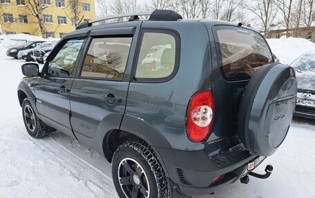 Chevrolet Niva I рестайлинг, 2015 год, 645 000 рублей, 5 фотография