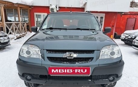 Chevrolet Niva I рестайлинг, 2015 год, 645 000 рублей, 2 фотография