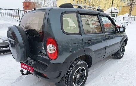 Chevrolet Niva I рестайлинг, 2015 год, 645 000 рублей, 7 фотография