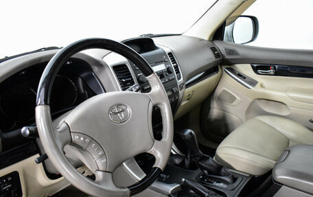 Toyota Land Cruiser Prado 120 рестайлинг, 2008 год, 3 906 000 рублей, 9 фотография