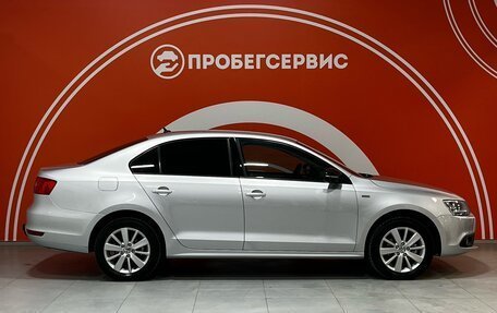 Volkswagen Jetta VI, 2013 год, 1 230 000 рублей, 4 фотография