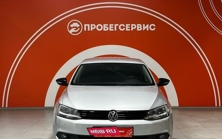 Volkswagen Jetta VI, 2013 год, 1 230 000 рублей, 2 фотография