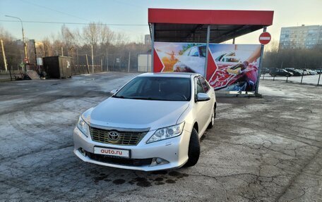 Toyota Camry, 2014 год, 1 350 000 рублей, 3 фотография