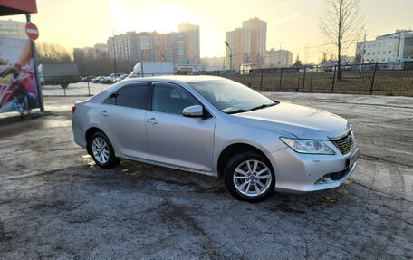 Toyota Camry, 2014 год, 1 350 000 рублей, 2 фотография