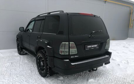 Toyota Land Cruiser 100 рестайлинг 2, 2006 год, 2 099 000 рублей, 7 фотография