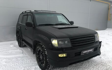 Toyota Land Cruiser 100 рестайлинг 2, 2006 год, 2 099 000 рублей, 4 фотография