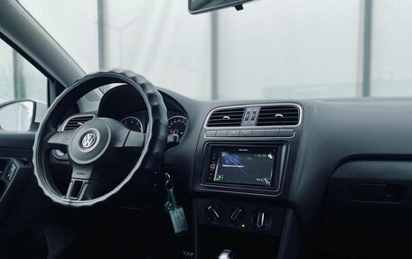 Volkswagen Polo VI (EU Market), 2011 год, 699 000 рублей, 11 фотография