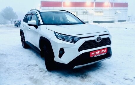 Toyota RAV4, 2021 год, 3 449 000 рублей, 1 фотография