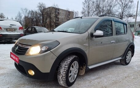 Renault Sandero I, 2012 год, 800 000 рублей, 1 фотография