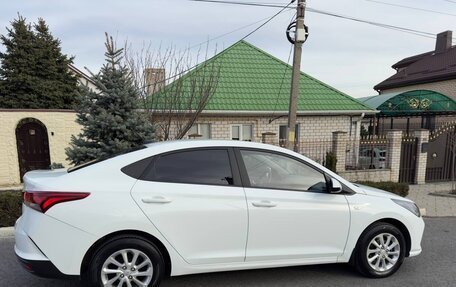 Hyundai Solaris II рестайлинг, 2020 год, 1 737 000 рублей, 17 фотография