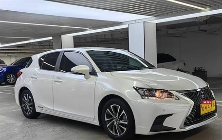 Lexus CT I рестайлинг, 2021 год, 2 080 000 рублей, 3 фотография