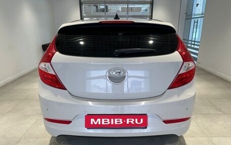 Hyundai Solaris II рестайлинг, 2015 год, 849 000 рублей, 5 фотография