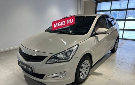 Hyundai Solaris II рестайлинг, 2015 год, 849 000 рублей, 3 фотография