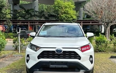 Toyota RAV4, 2021 год, 2 600 000 рублей, 1 фотография