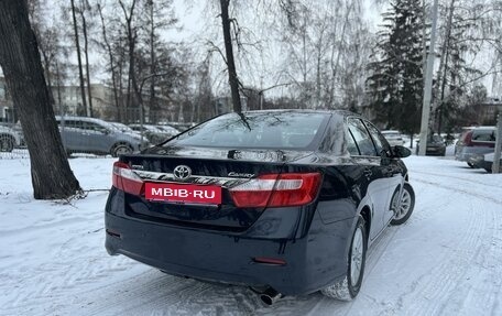 Toyota Camry, 2014 год, 1 899 000 рублей, 2 фотография