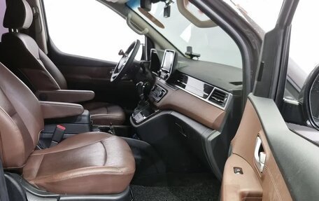 Hyundai Grand Starex Grand Starex I рестайлинг 2, 2021 год, 3 587 100 рублей, 8 фотография