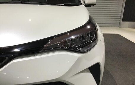 Toyota C-HR I рестайлинг, 2021 год, 1 680 015 рублей, 15 фотография