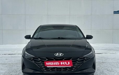 Hyundai Elantra, 2021 год, 2 390 000 рублей, 3 фотография