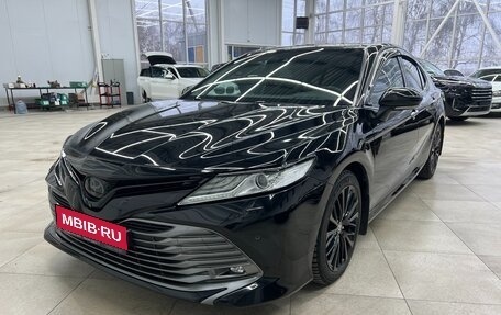 Toyota Camry, 2020 год, 3 390 000 рублей, 1 фотография