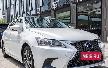 Lexus CT I рестайлинг, 2020 год, 2 050 000 рублей, 3 фотография