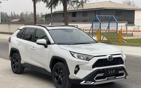 Toyota RAV4, 2022 год, 3 115 000 рублей, 3 фотография