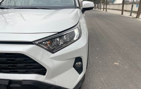 Toyota RAV4, 2022 год, 3 115 000 рублей, 11 фотография