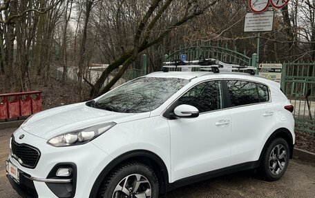 KIA Sportage IV рестайлинг, 2020 год, 2 500 000 рублей, 2 фотография