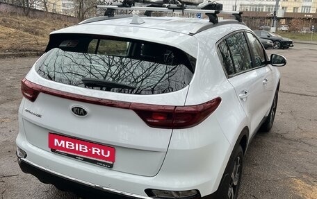 KIA Sportage IV рестайлинг, 2020 год, 2 500 000 рублей, 5 фотография