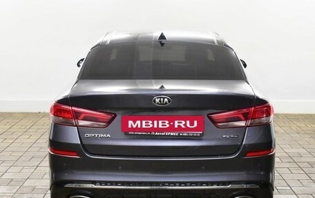 KIA Optima IV, 2019 год, 2 300 000 рублей, 3 фотография