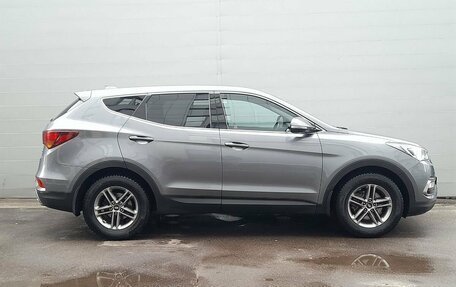 Hyundai Santa Fe III рестайлинг, 2017 год, 2 690 000 рублей, 4 фотография