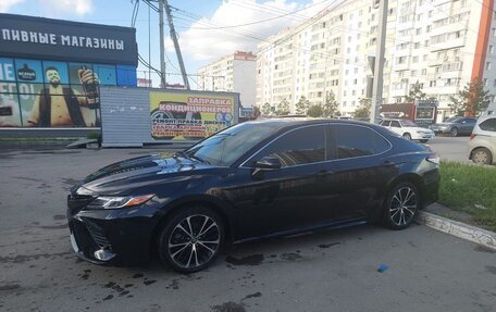 Toyota Camry, 2017 год, 2 150 000 рублей, 2 фотография