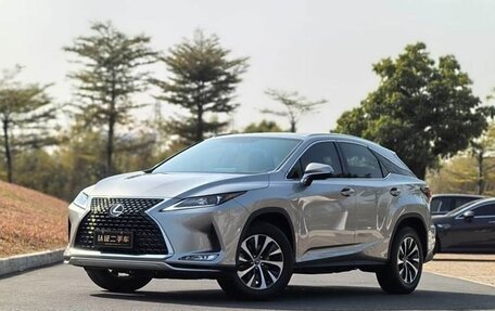 Lexus RX IV рестайлинг, 2022 год, 5 050 000 рублей, 2 фотография