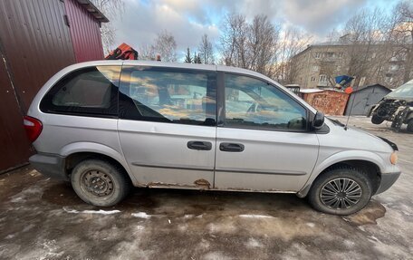 Chrysler Voyager IV, 2002 год, 200 000 рублей, 4 фотография