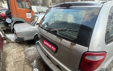 Chrysler Voyager IV, 2002 год, 200 000 рублей, 10 фотография