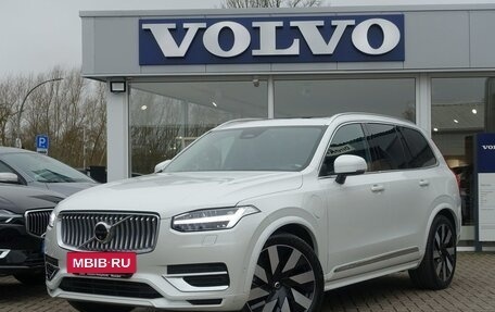 Volvo XC90 II рестайлинг, 2024 год, 7 150 000 рублей, 2 фотография