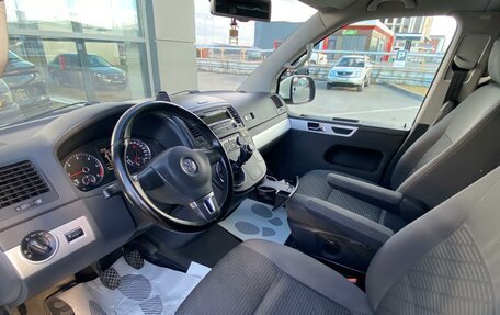 Volkswagen Multivan T5, 2010 год, 2 440 000 рублей, 9 фотография