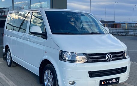 Volkswagen Multivan T5, 2010 год, 2 440 000 рублей, 3 фотография