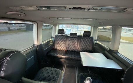 Volkswagen Multivan T5, 2010 год, 2 440 000 рублей, 11 фотография