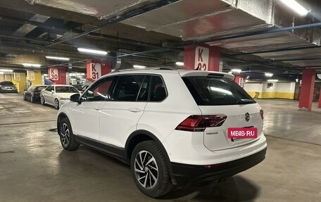 Volkswagen Tiguan II, 2018 год, 1 950 000 рублей, 9 фотография